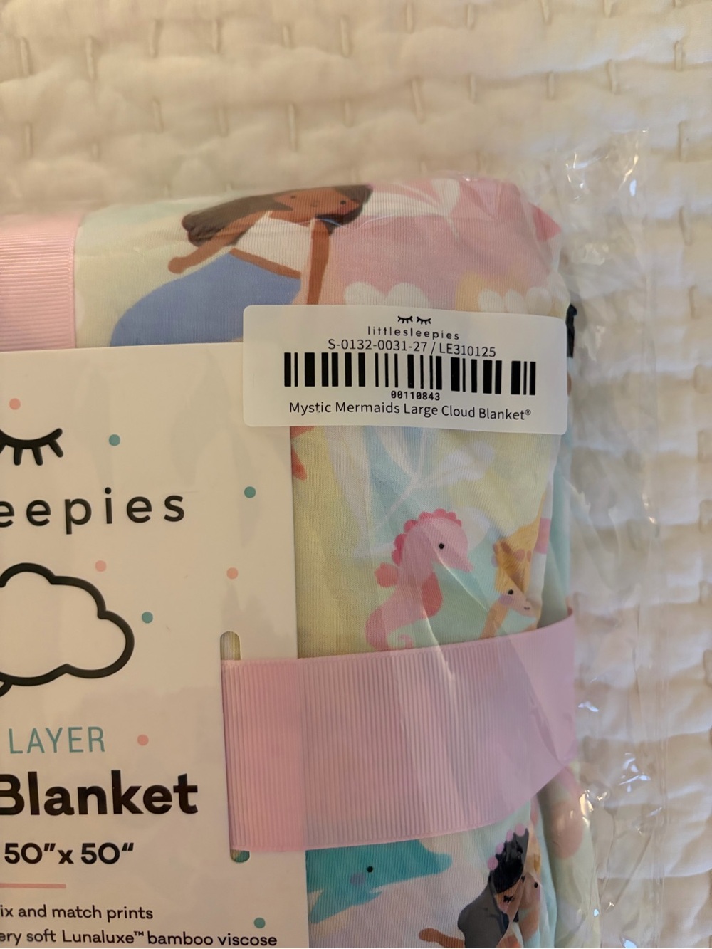 NIB Little Sleepies Large Cloud Blanket in Mystic Mermaids Print - Picture 2 of 3